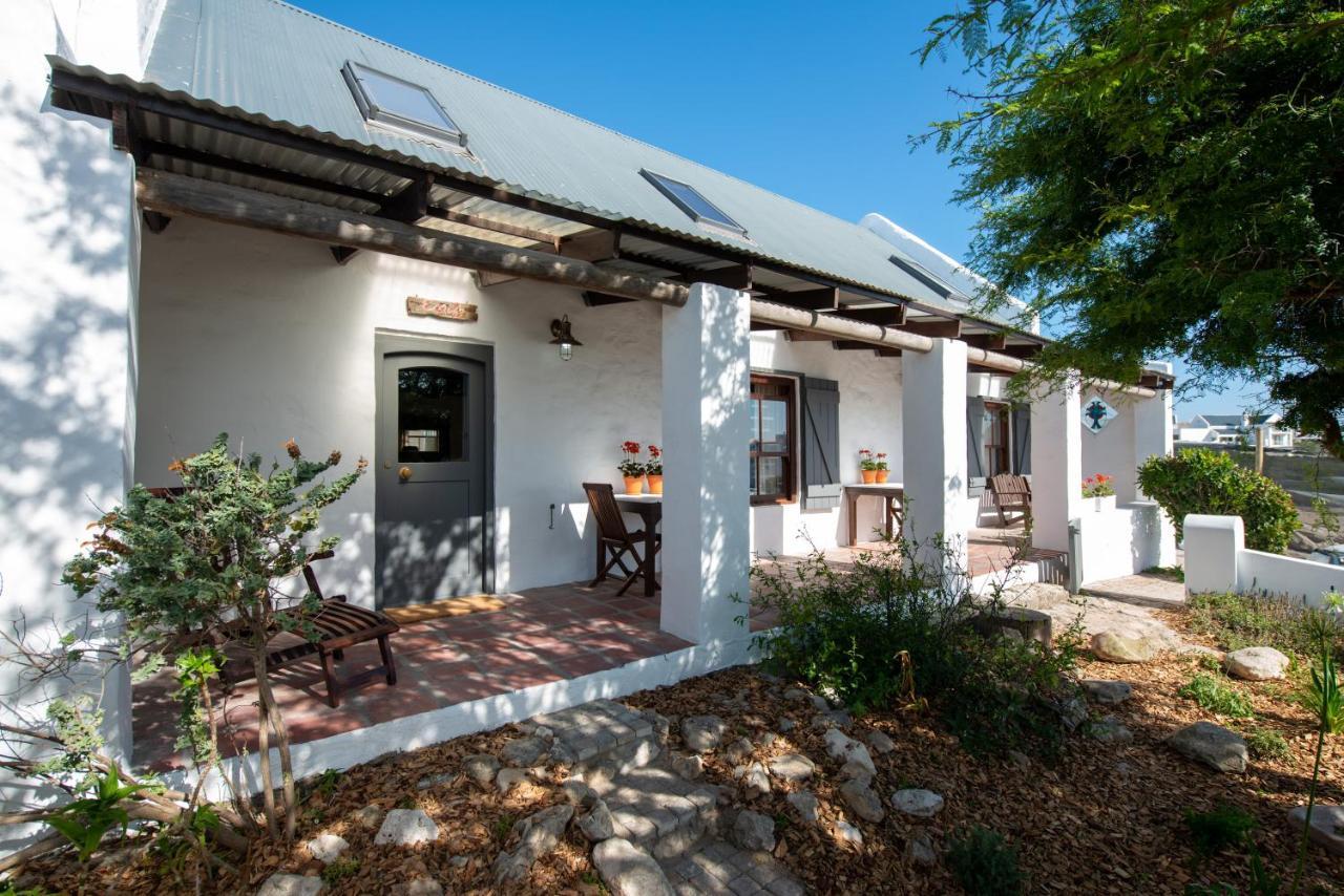 פטרנוסטר Gonana Studios & Villa מראה חיצוני תמונה