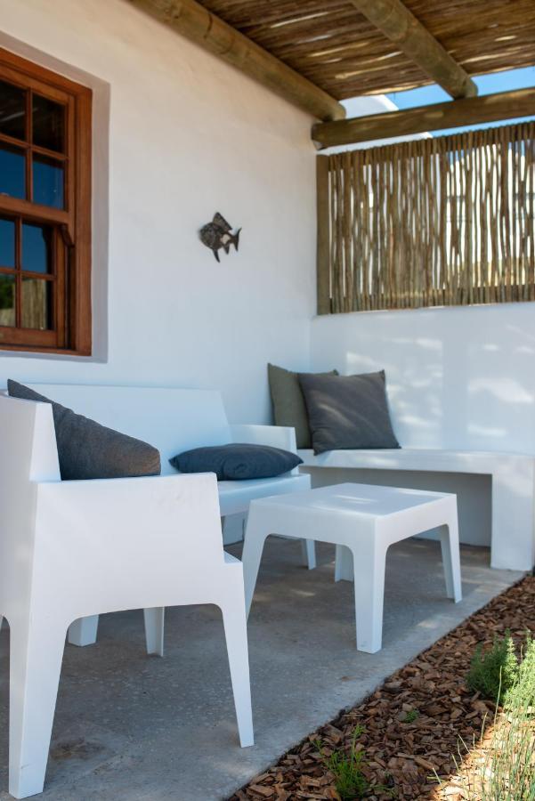 פטרנוסטר Gonana Studios & Villa מראה חיצוני תמונה