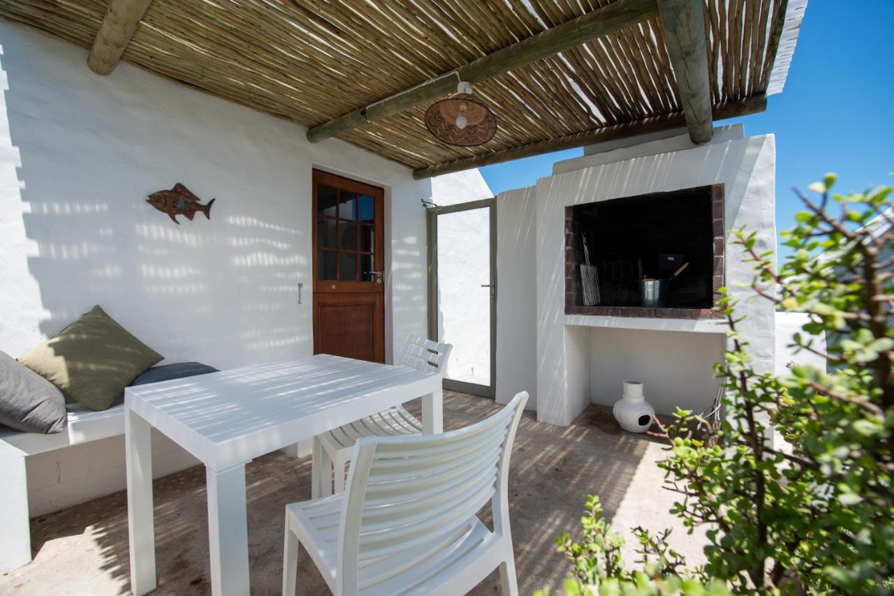 פטרנוסטר Gonana Studios & Villa מראה חיצוני תמונה