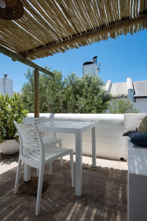 פטרנוסטר Gonana Studios & Villa מראה חיצוני תמונה